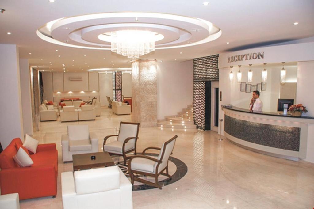 Porteras Otel Кушадасъ Екстериор снимка